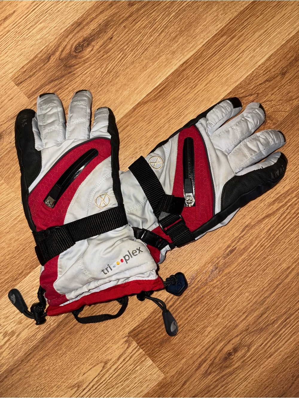 Tri-Plex Women's Red & White Insulated Ski Gloves